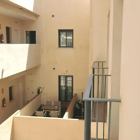 Snug Right In The Center Of Málaga